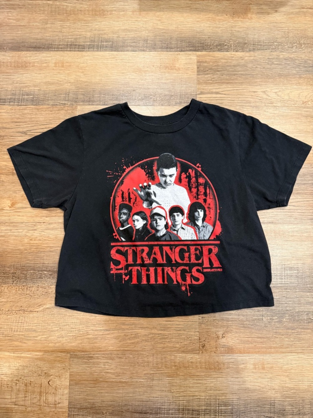 Netflix Black and Red Stranger Things Graphic Crop Tee Size Medium Moody Vibe